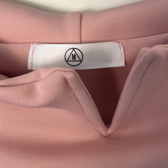 Off shoulder blush dress - Picture 4 of 7